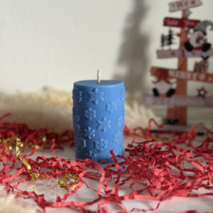A Whisper of Christmas Calm — Winter Snowfall